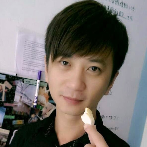 Yi Chang Photo 4