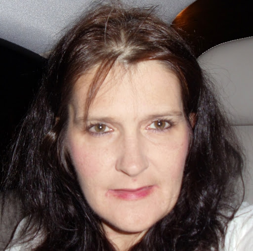 Renee Kelly Photo 9