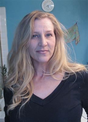 Lisa Howell Photo 6