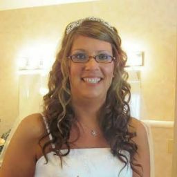 Cheryl Reynolds Photo 34