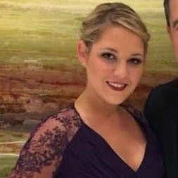 Amanda Walker Photo 38