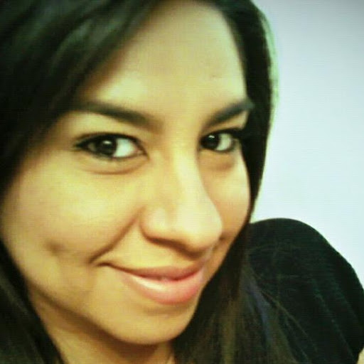Rebecca Acuna Photo 4