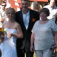Christine Mackie Photo 30