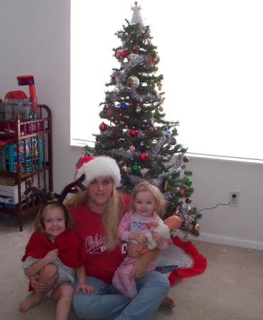 Angie Guthrie Photo 18