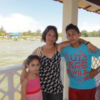 Jenny Granados Photo 23