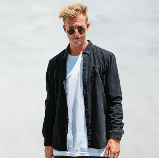 Ryan Crowe Photo 31