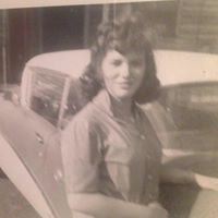 Amanda James Photo 14