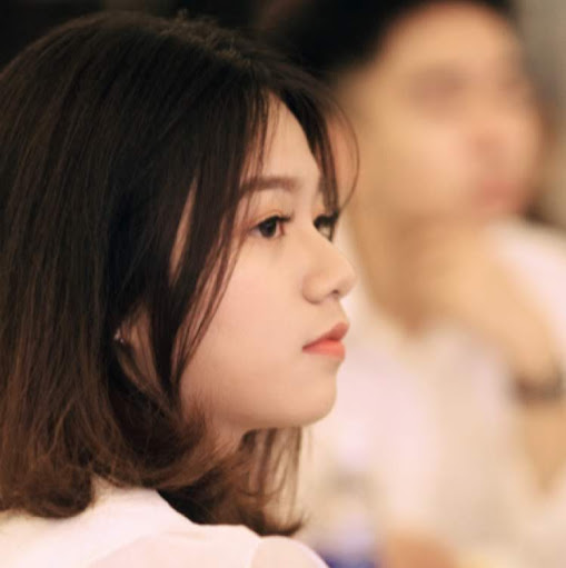 Linh Phan Photo 26