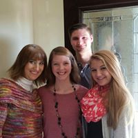 Michele Simpson Photo 38