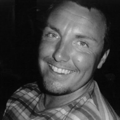 Martin Thompson Photo 11