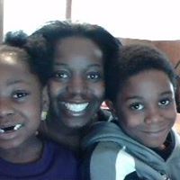 Janelle Mitchell Photo 15