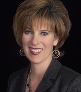 Cindy Young Photo 4