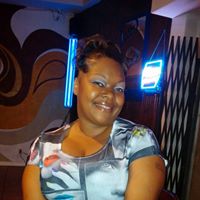 Nicole Simmons Photo 37
