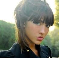 Debbie Romero Photo 7