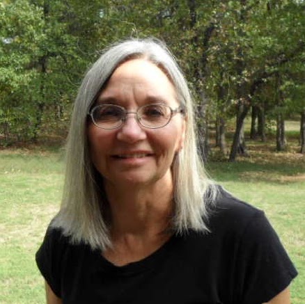 Barbara Tracy Photo 3