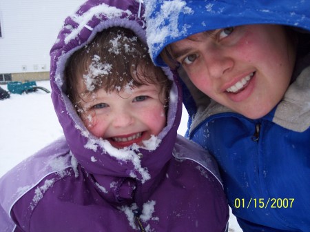 Sarah Gibson Photo 39