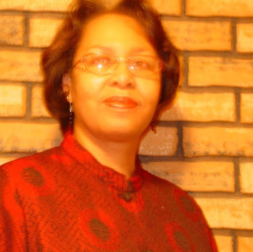 Elaine Graham Photo 23