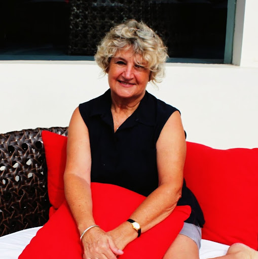 Debra Simon Photo 28
