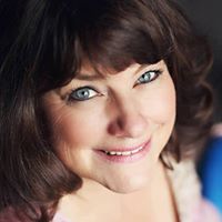 Patricia Hoff Photo 32