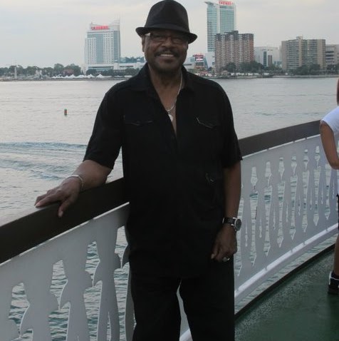 Eddie Langston Photo 23