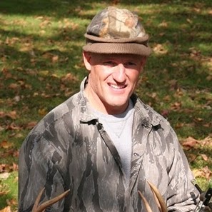 Larry Benton Photo 6