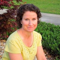 Ellen Roberts Photo 41