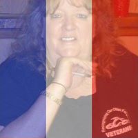 Laurie Cooke Photo 4