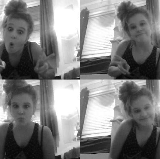 Hannah Lowe Photo 13