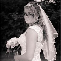 Joanne Godfrey Photo 30
