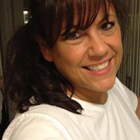 Janet Cardinale Photo 10