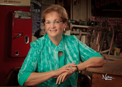 Judith Miller Photo 21