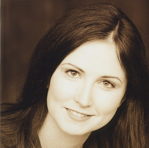Julie Fitzpatrick Photo 19