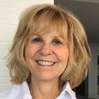 Betsy Gardner Photo 18