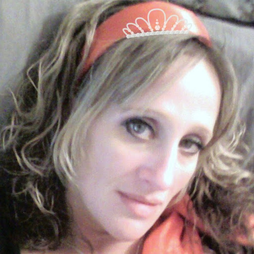Amy Hooper Photo 31