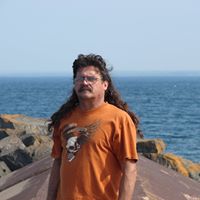 Daniel Larson Photo 18