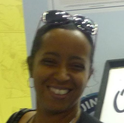 Veronica Muniz Photo 31