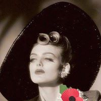 Sarah Hunt Photo 28