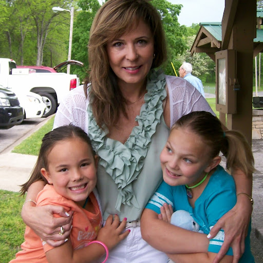 Cherri Green Photo 25