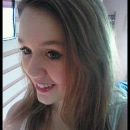 Jacqueline Lange Photo 4