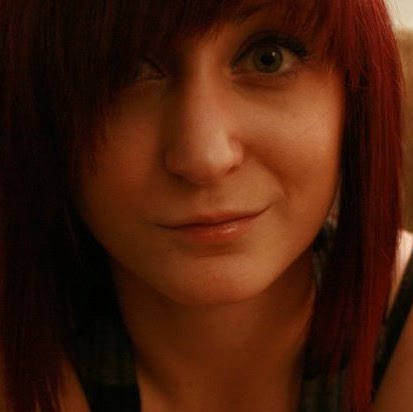 Danielle Strong Photo 30