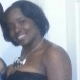 Danielle Butts Photo 2