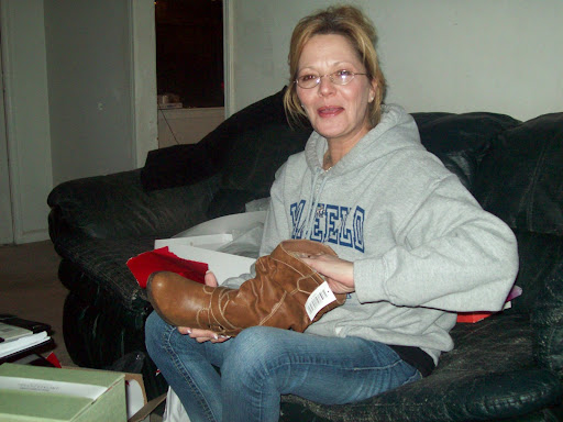 Lori Wakefield Photo 27