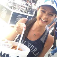 Allyson Yates Photo 3