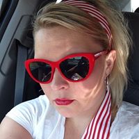 Nicole Marcum Photo 17