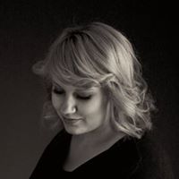 Julia Allred Photo 15