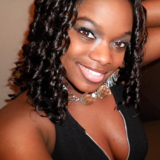 Nicole Ferrell Photo 15