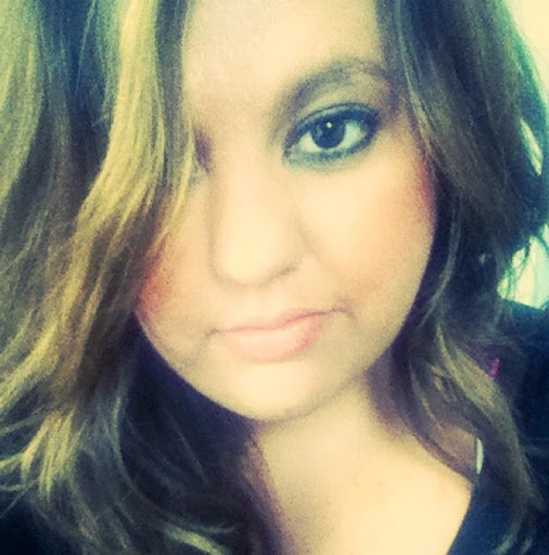 Sarah Lindsay Photo 6