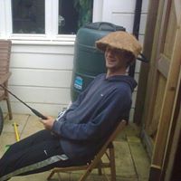 Daniel Richards Photo 17