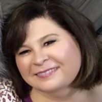 Lisa Pennington Photo 32