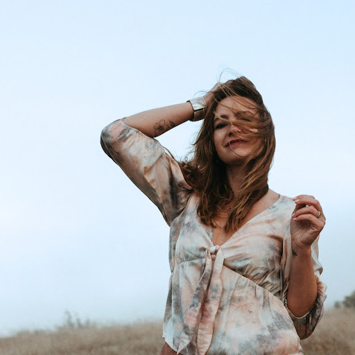 Sarah Dawson Photo 15